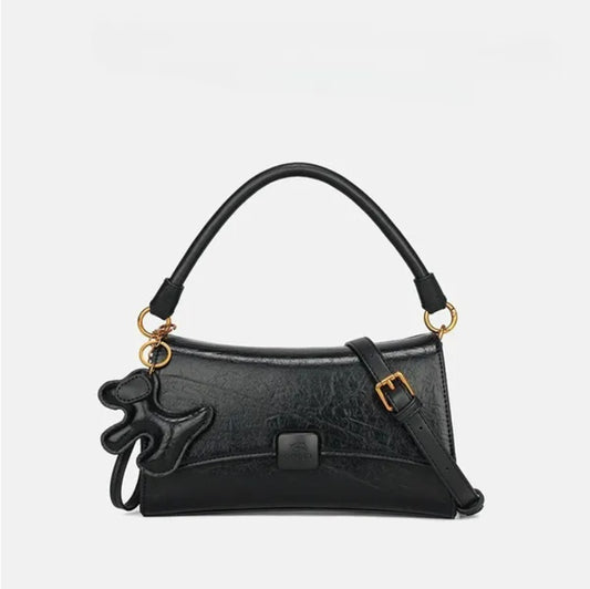 Elegant Leather Shoulder Bag – Black Designer Crossbody for Women