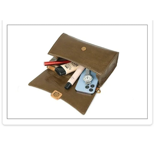 Elegant Leather Shoulder Bag – Black Designer Crossbody for Women